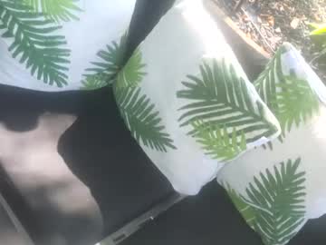 Cam for coupleofcoconuts