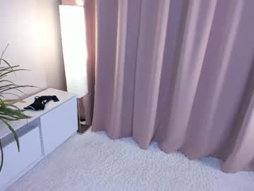 webcam girl petulacollins cam babe image #175135