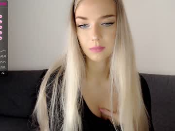 webcam girl pervyblonde cam babe image #39559