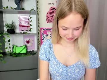 webcam girl tenderness_18 cam babe image #195699