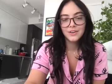webcam girl of_aliiscool cam babe image #126571