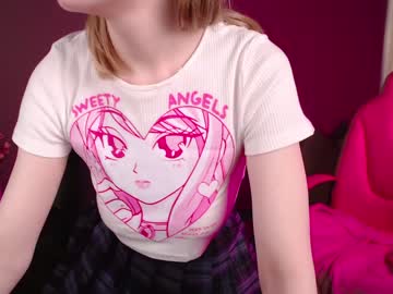 webcam girl karen_gilan cam babe image #19807