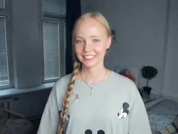 Cam for rave_the_love
