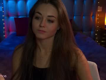 webcam girl lettymoa cam babe image #9496