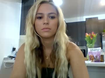 webcam girl skyelynnxo cam babe image #187992