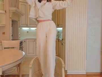 webcam girl harrieteasley cam babe image #148614
