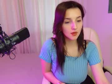 webcam girl vivian_suon cam babe image #58675