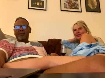 webcam girl sexy_english_milf cam babe image #129070