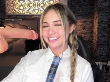 Cam for emilyyhendrix