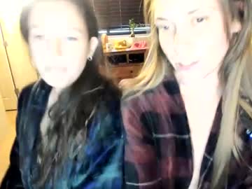 webcam couple sillygirlsxx cam babe image #194042
