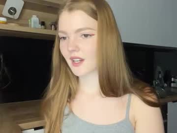 webcam girl kristalwynn cam babe image #138134
