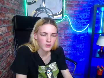 webcam girl emily_willes cam babe image #55733