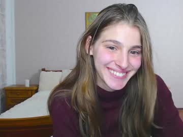 webcam girl little_kitt1y_ cam babe image #73716