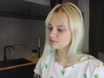 webcam girl oraflood cam babe image #112256