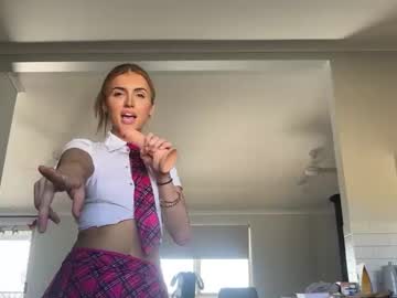 webcam girl naomirhoades cam babe image #172480