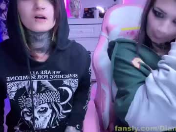 webcam couple ripper_66 cam babe image #120719