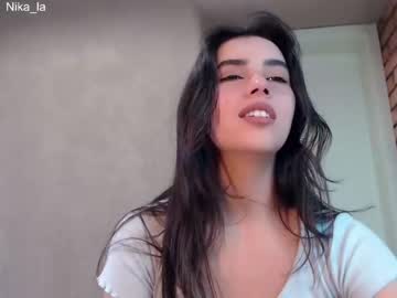 webcam girl nika_la_sun cam babe image #7066