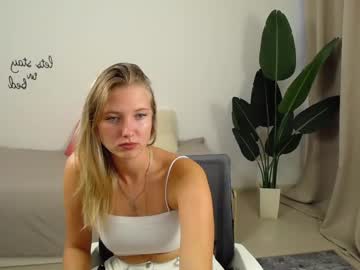 webcam girl apolinaria_polly cam babe image #140257