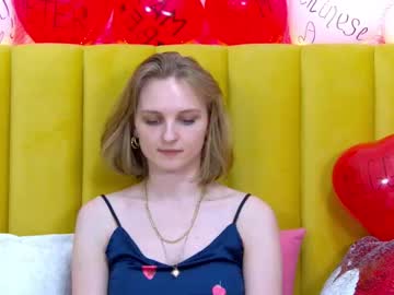 webcam girl nicolenelsons cam babe image #96110