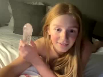 webcam girl kaybrookee cam babe image #25836