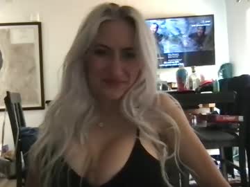webcam girl kinziemcbride cam babe image #193989