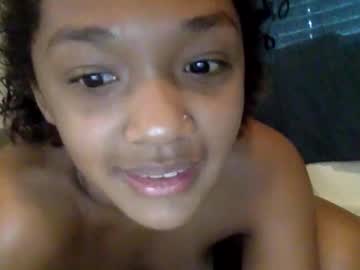 webcam girl xoxobrat cam babe image #191182