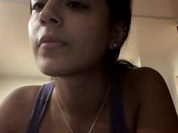 webcam girl sweetiebabyneedsmilkk cam babe image #190791