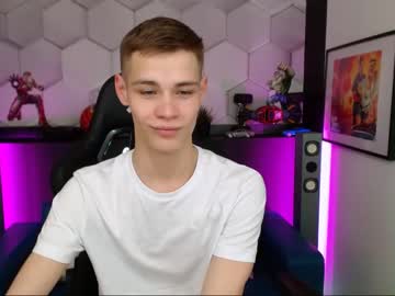 webcam man brad_bert cam babe image #36263
