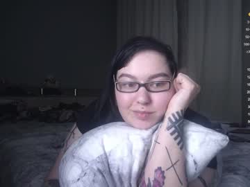 webcam girl 8wolf8 cam babe image #96014