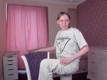 webcam girl rowenacarrington cam babe image #120859