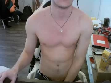 Cam for hotguy_228041