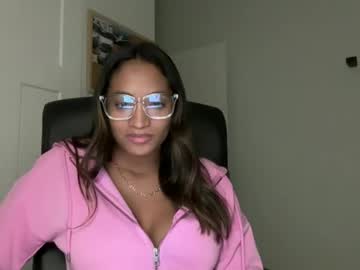 Cam for therealgiana