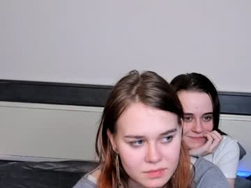 webcam couple two_girls_on_da_stream cam babe image #97527