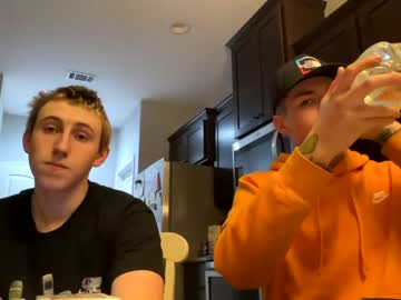 webcam man holdthesausagehostage cam babe image #8452