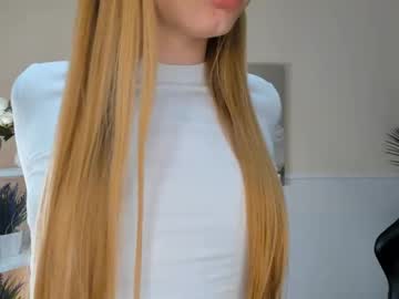 webcam girl maidabarfield cam babe image #136018