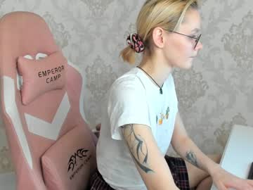 webcam girl blondyliluu cam babe image #156456
