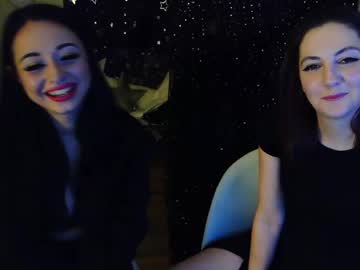 webcam couple twin_smuts cam babe image #194871