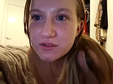 webcam girl roselouisa420 cam babe image #186563